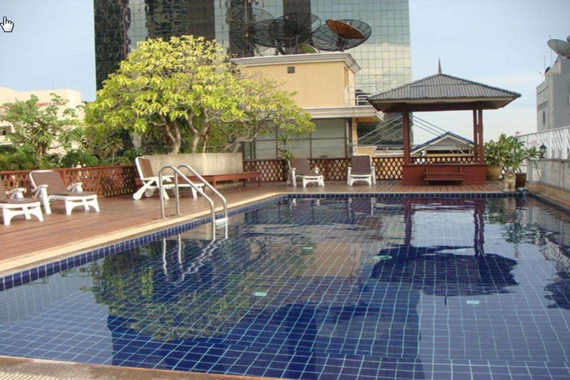 King Royal Garden Inn Bangkok Luaran gambar