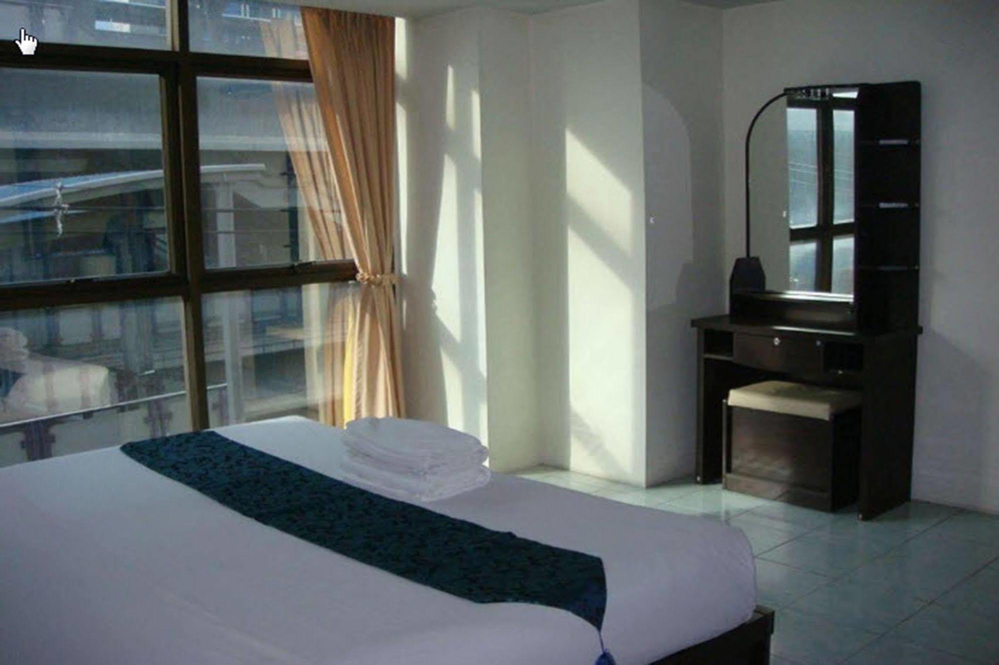 King Royal Garden Inn Bangkok Luaran gambar